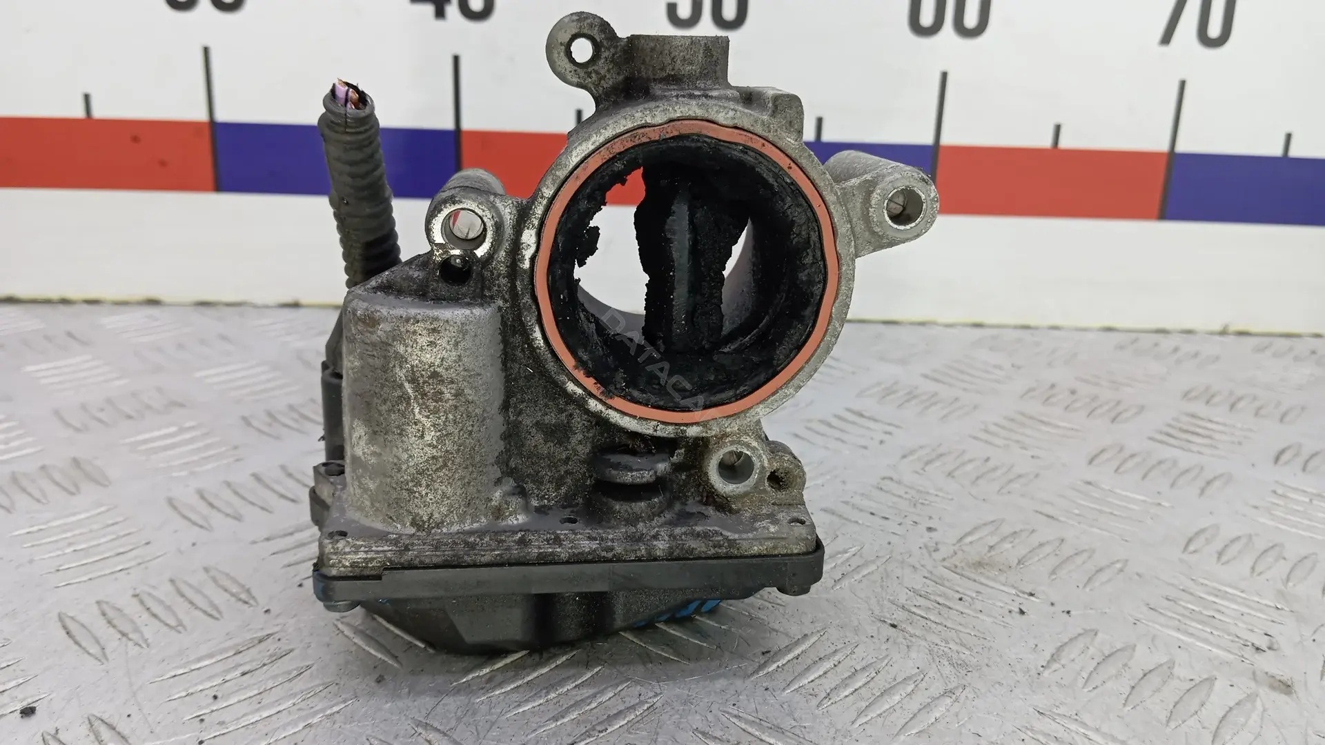 Дроссельная заслонка 03L128063T V100
