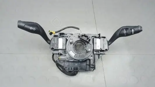Переключатель подрулевой AV6T13335AB