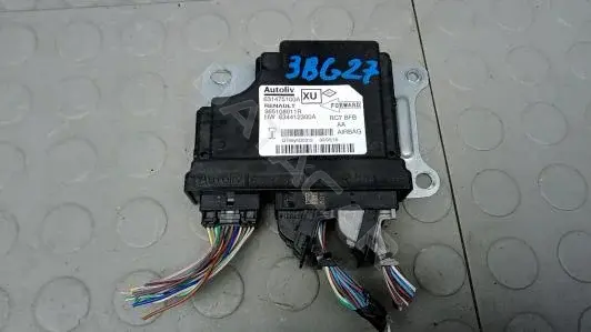 Блок управления подушками безопасности 985108011R