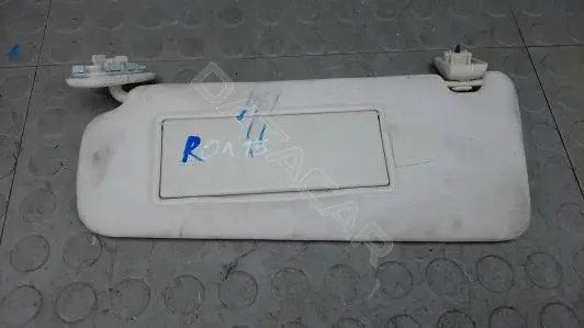 Козырек солнцезащитный ROK15IY01