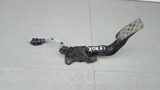 Педаль газа XOK51NW01