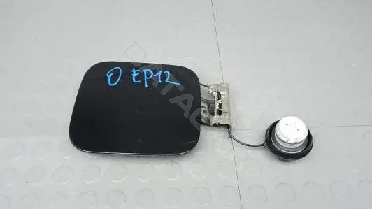 Крышка лючка топливного бака OEP12EH01
