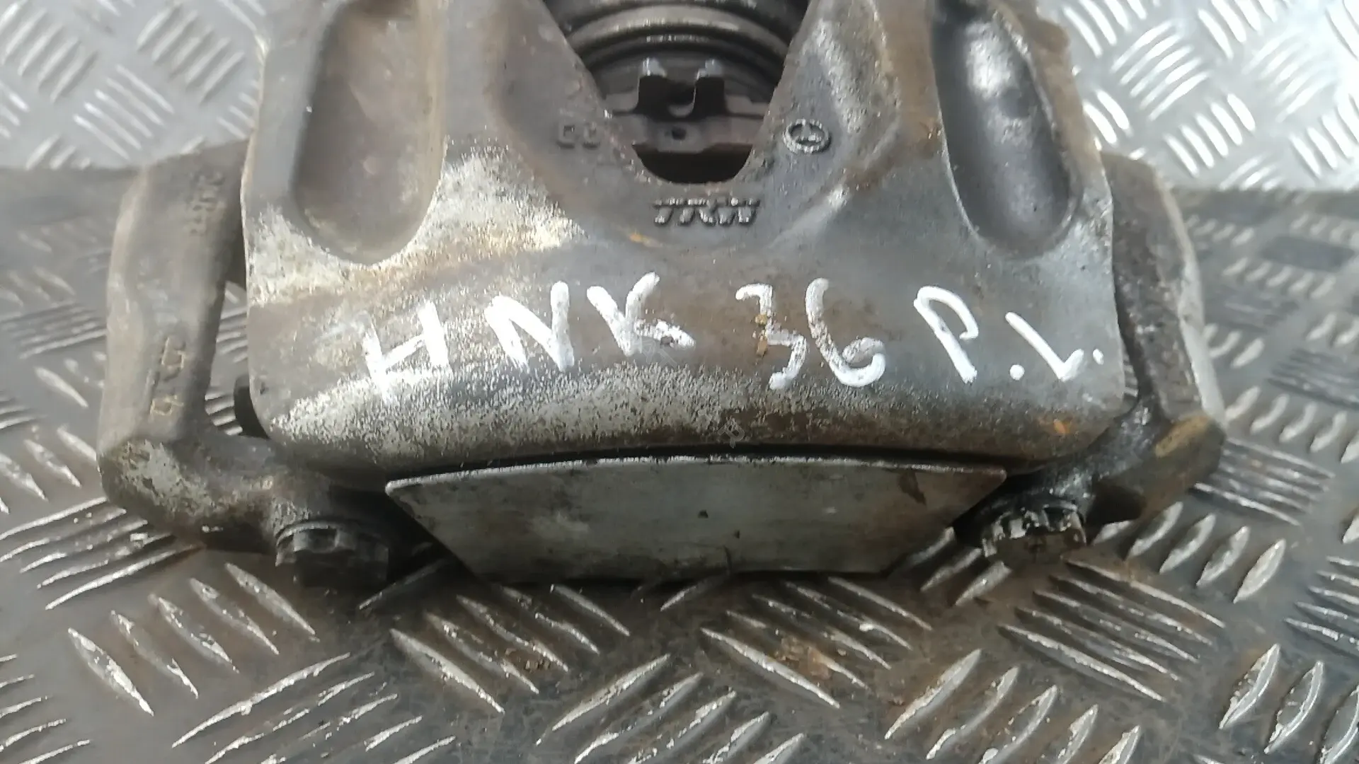 Суппорт тормозной HNK36K701