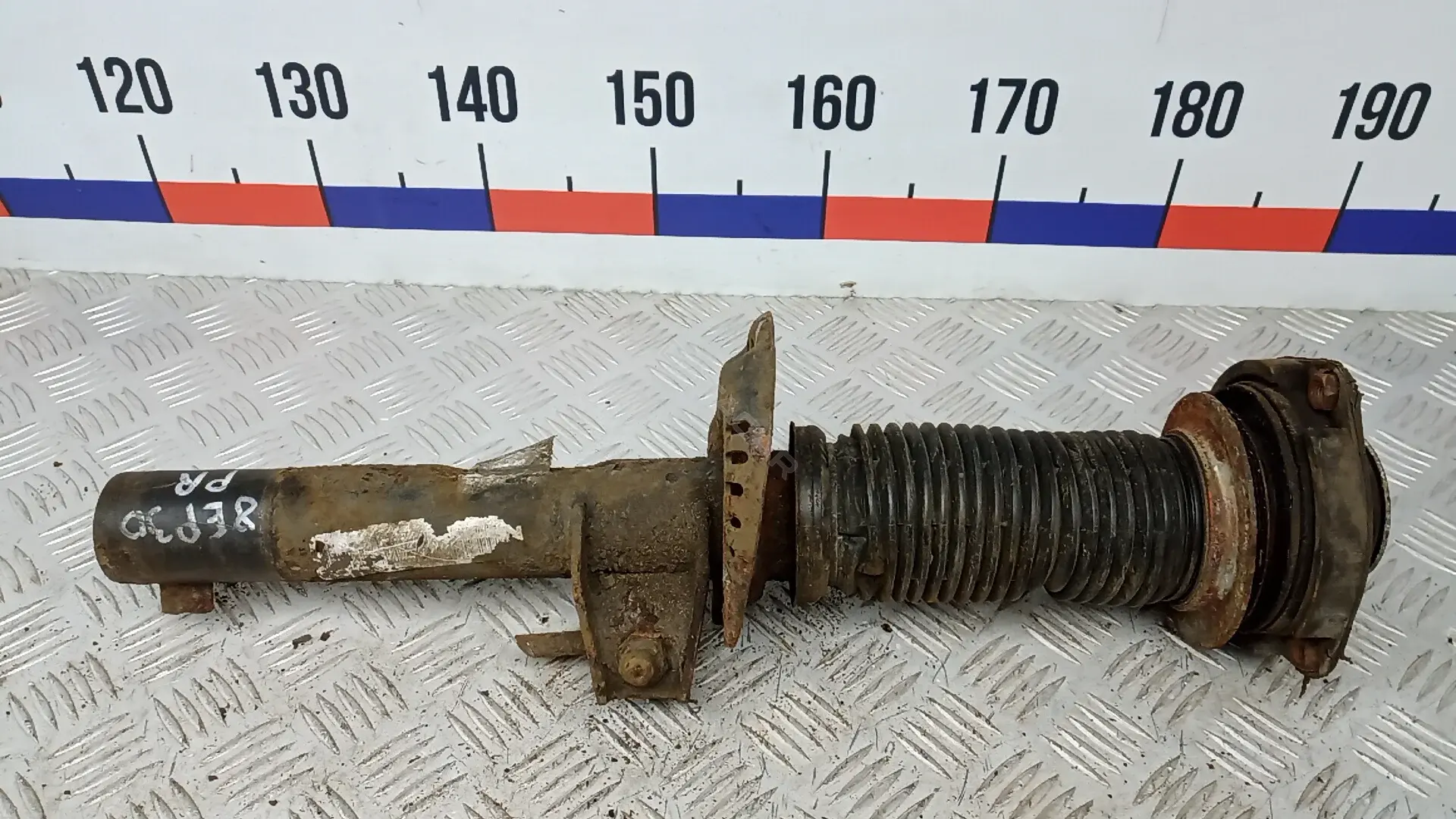 Амортизаторы 1K0413031CM