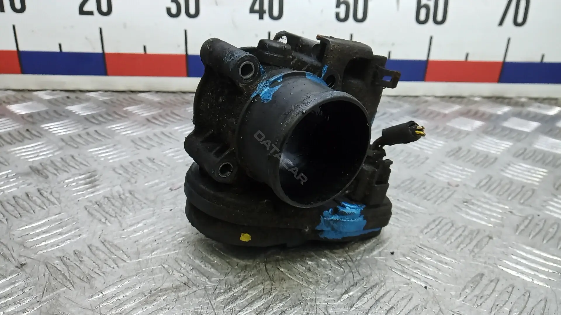 Дроссельная заслонка LR004065