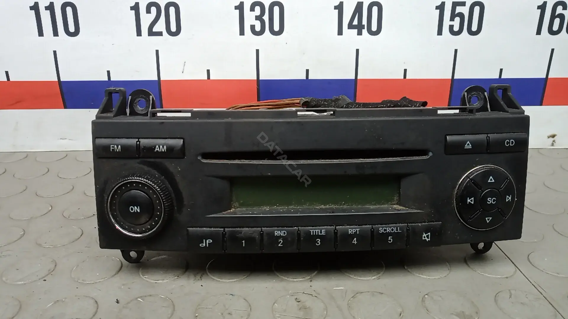 Магнитола 5EP32I401