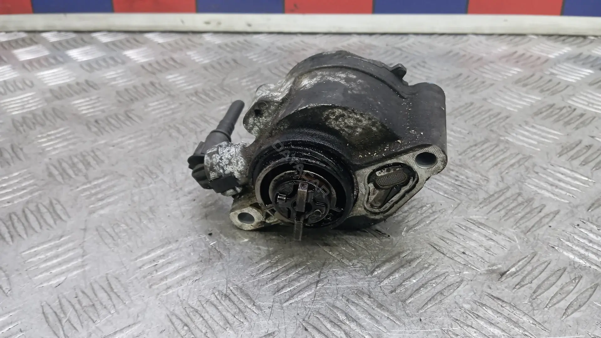 Вакуумный насос D156-2A 2905T