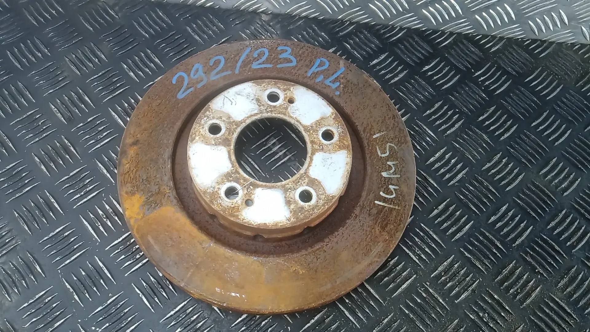 Тормозные диски 1GM51P601