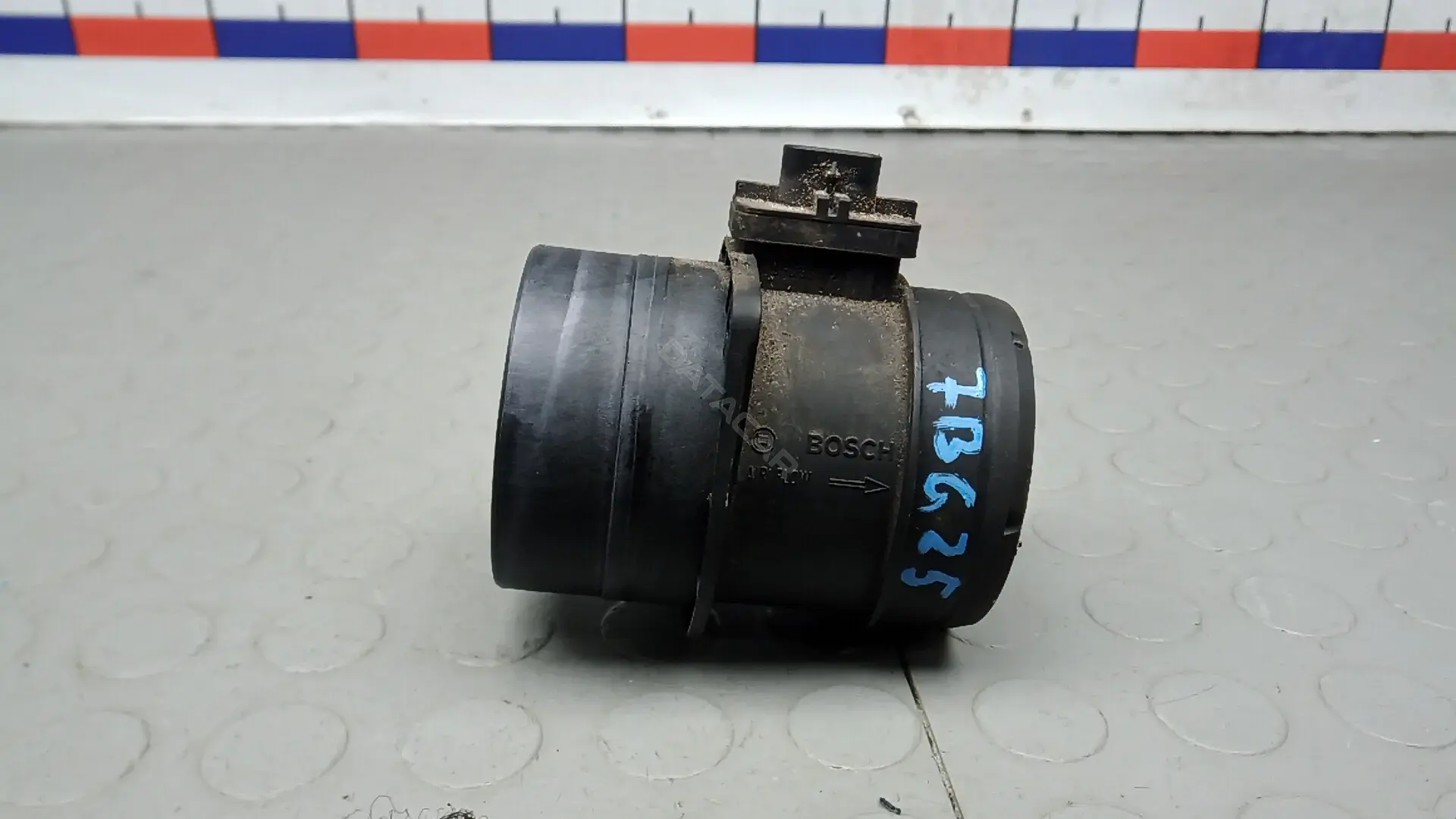Расходомер воздуха 03L906461A