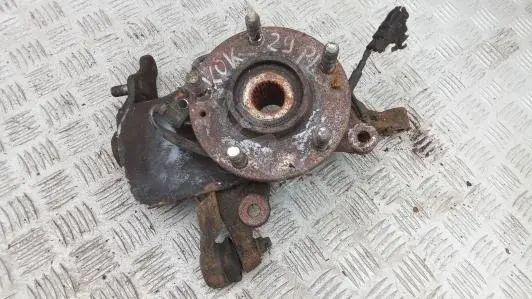 Поворотный кулак 517152T110
