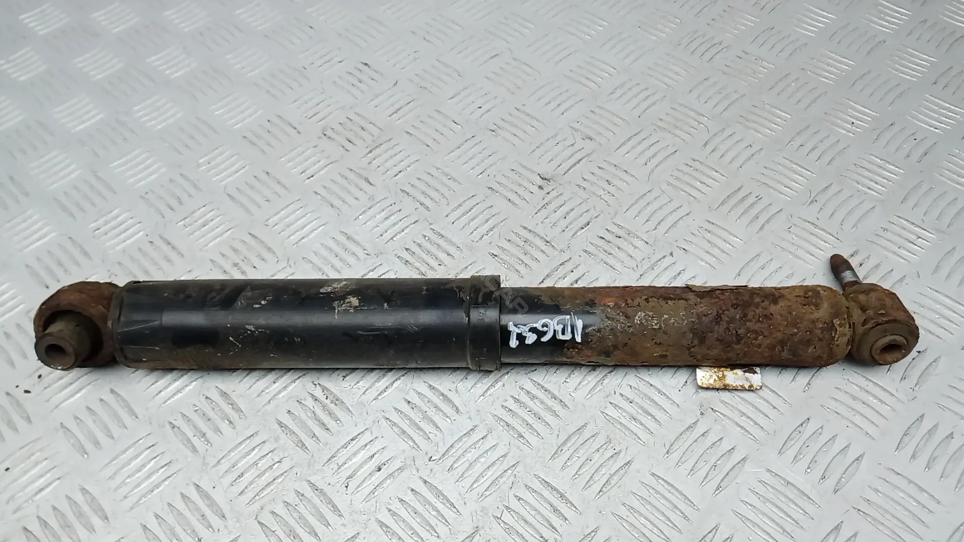 Амортизаторы 1BG32LX01