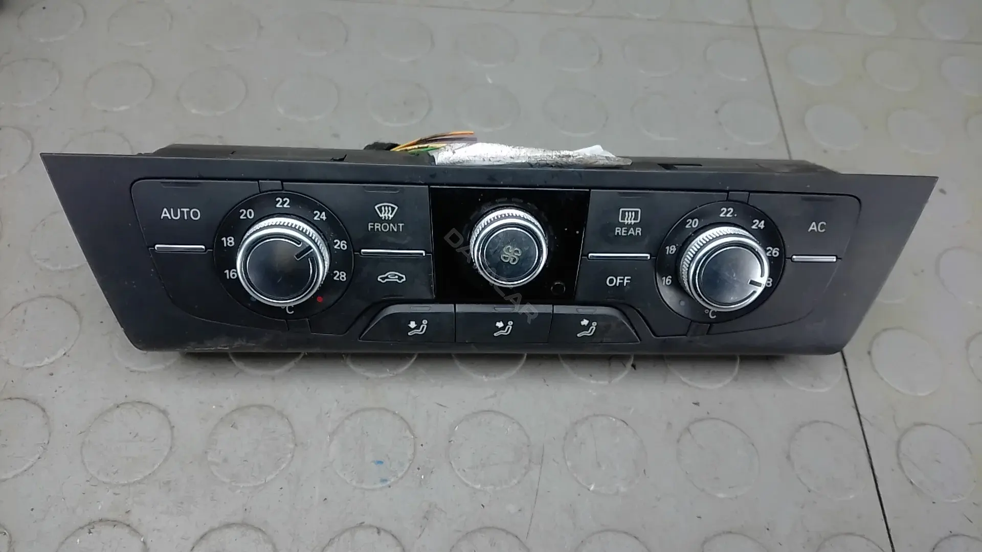 Панель управления отопителем (климат-контролем) 4G0820043G