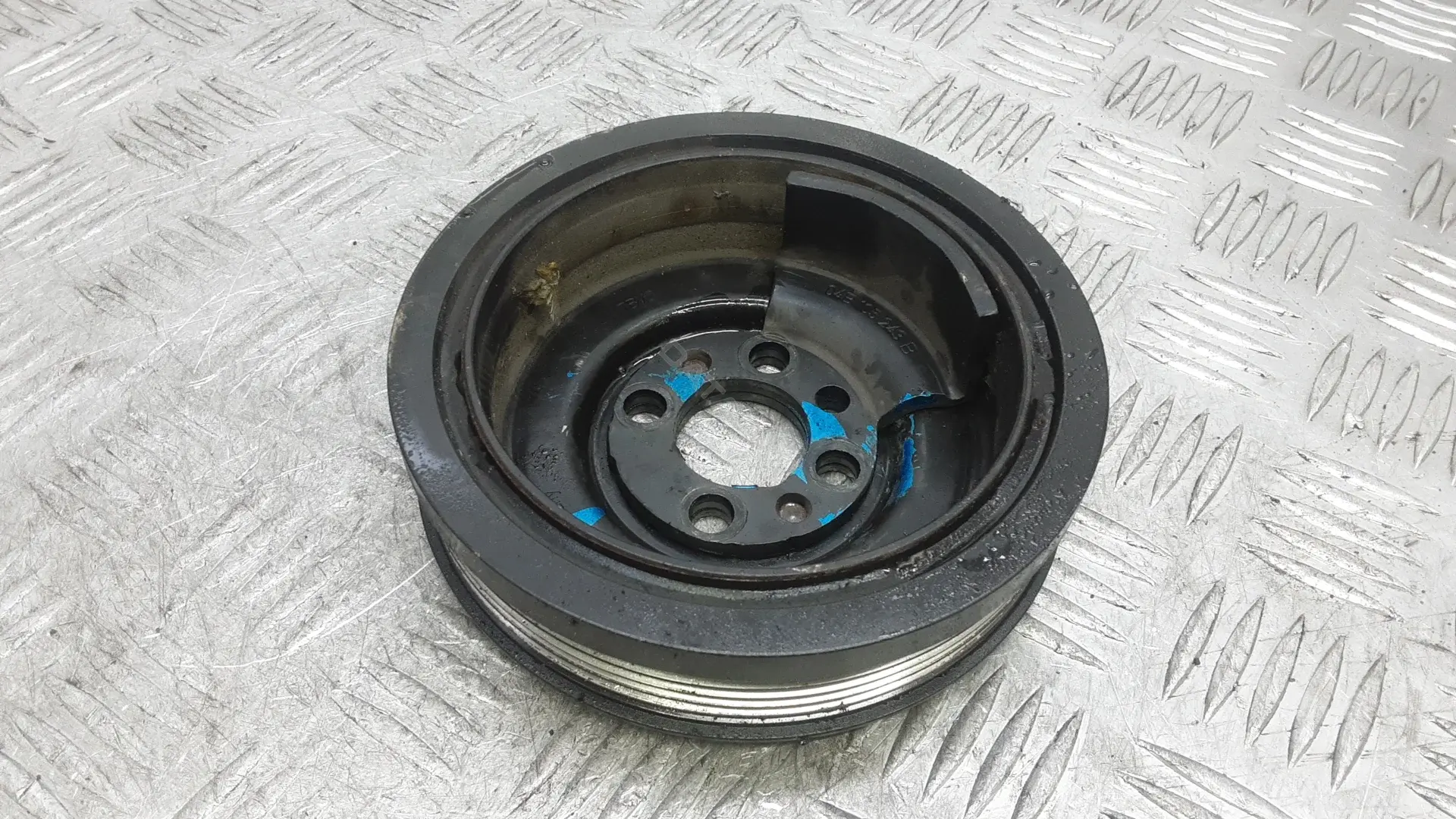 Шкив коленвала 04B105243B