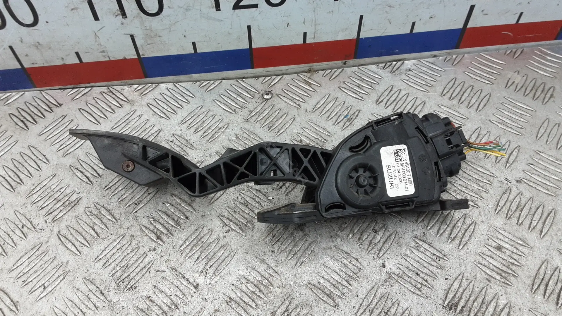 Педаль газа 71768379