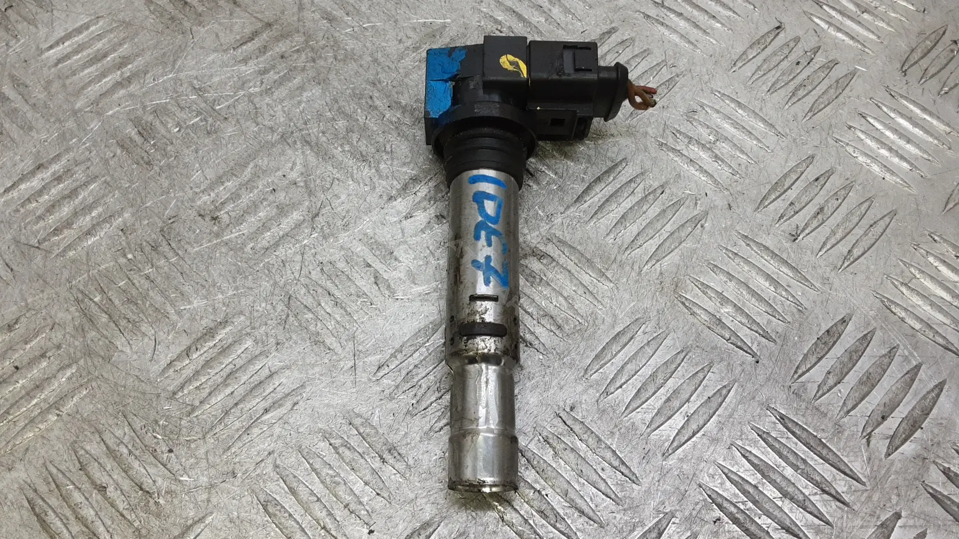 Катушка зажигания 036905715, 036905715F