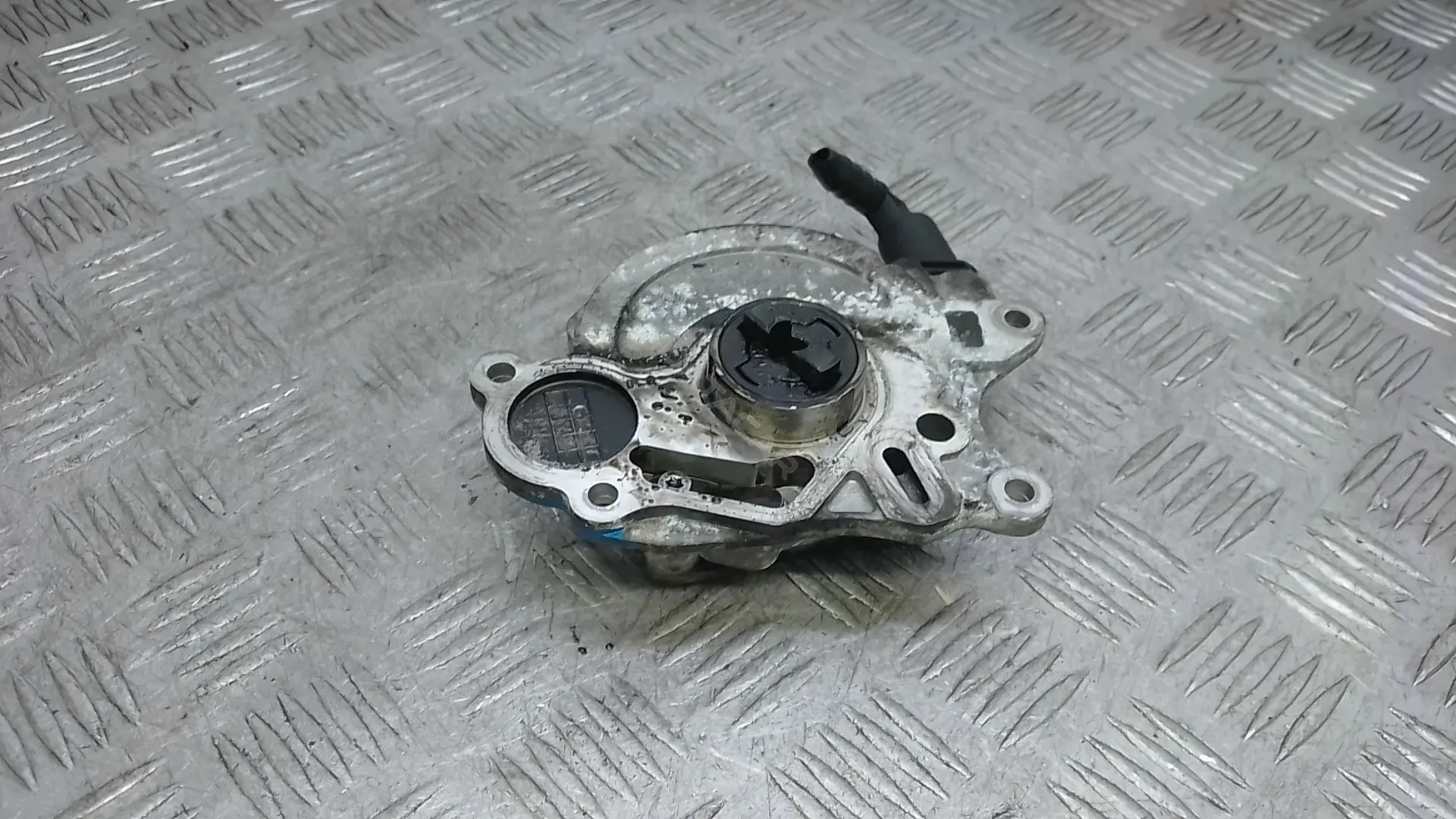 Вакуумный насос 03L100D, 03L145100G