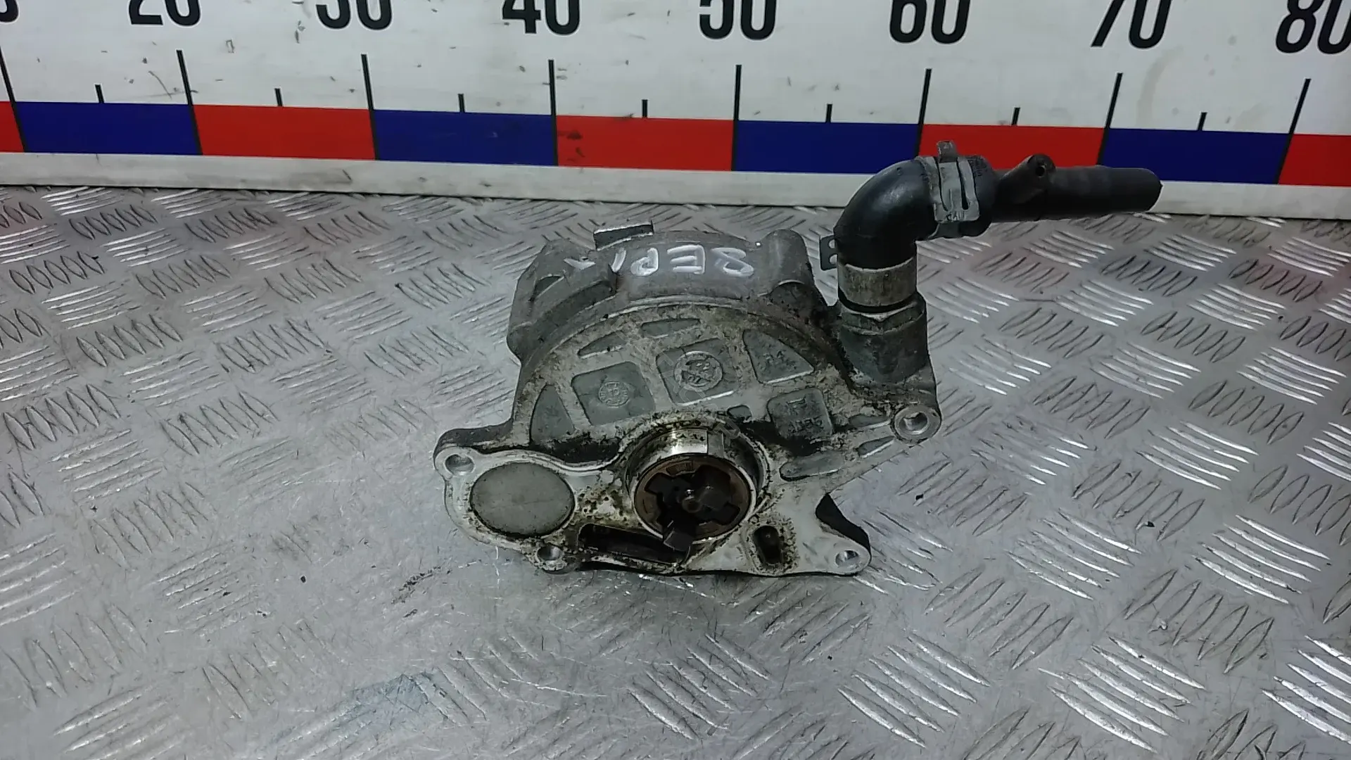 Вакуумный насос 03L145100, 03L145100F
