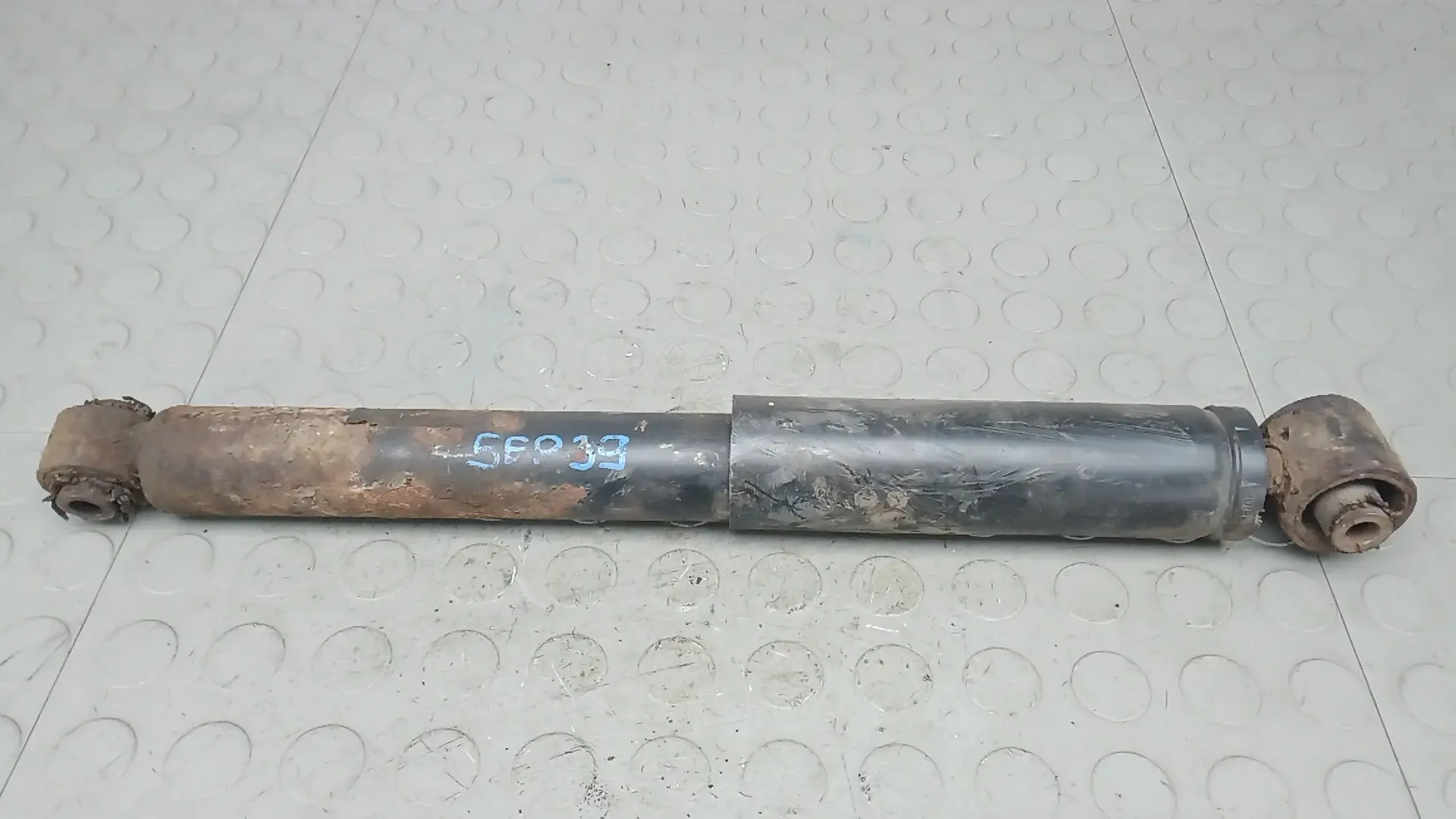 Амортизаторы E6210BR00B