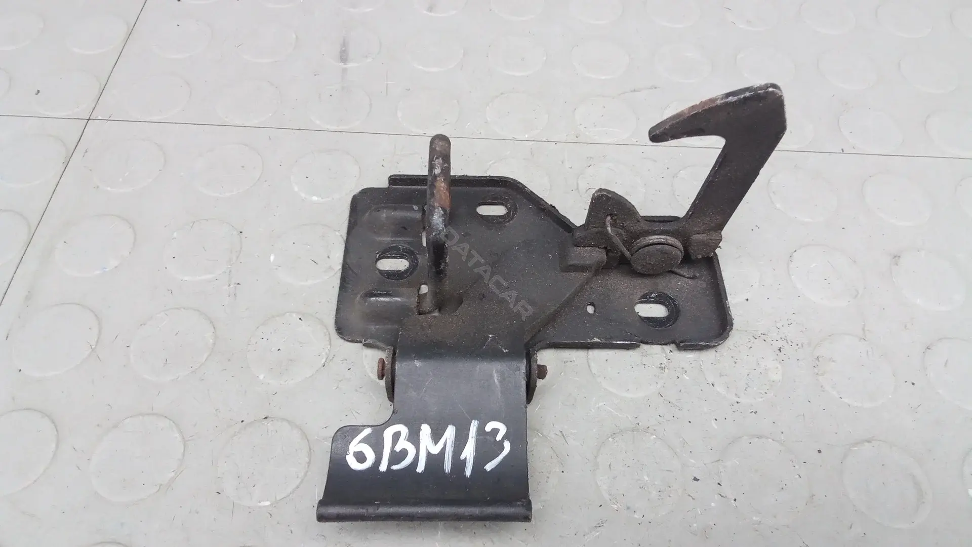 Ручка открывания капота 6BM13JB01