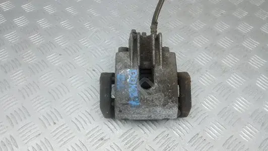 Скоба суппорта DOK8701