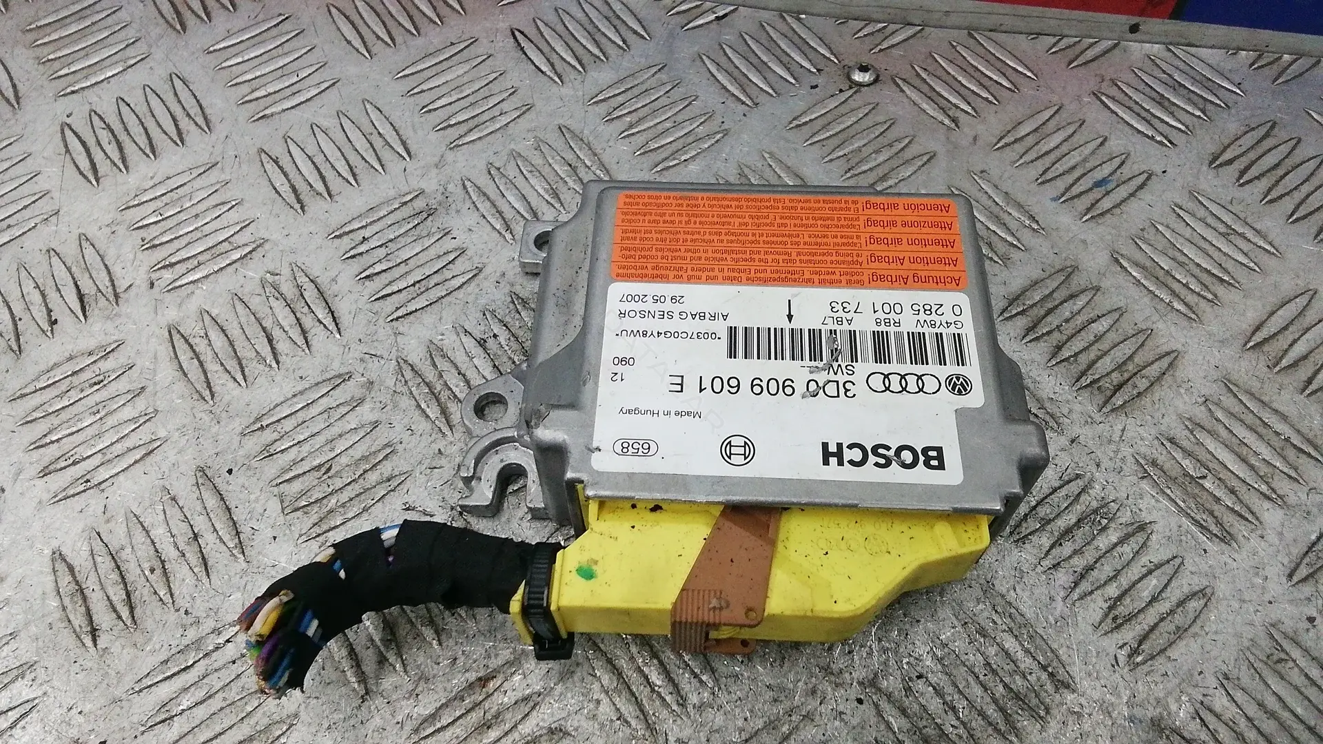 Блок управления подушками безопасности 3d0909601e