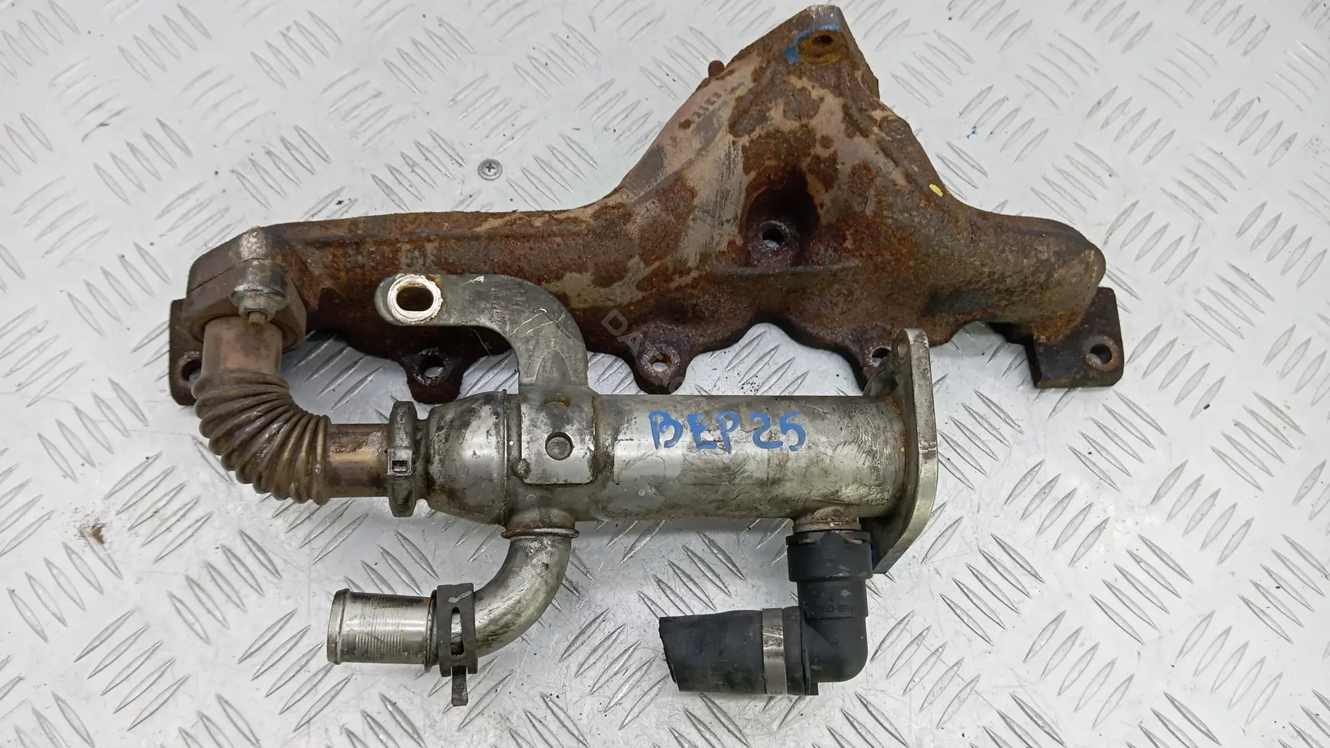 Выпускной коллектор BEP25BJ01