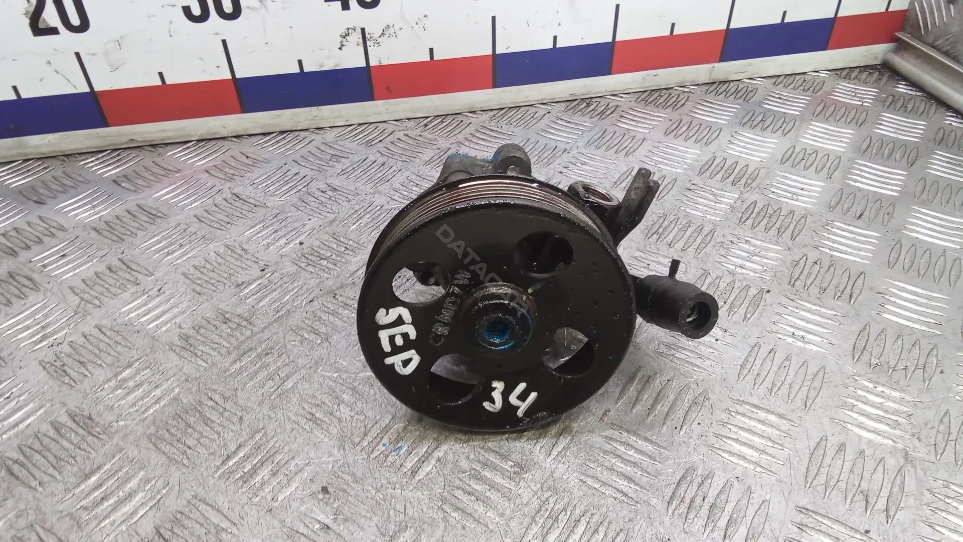 Насос гидроусилителя руля 571002E200
