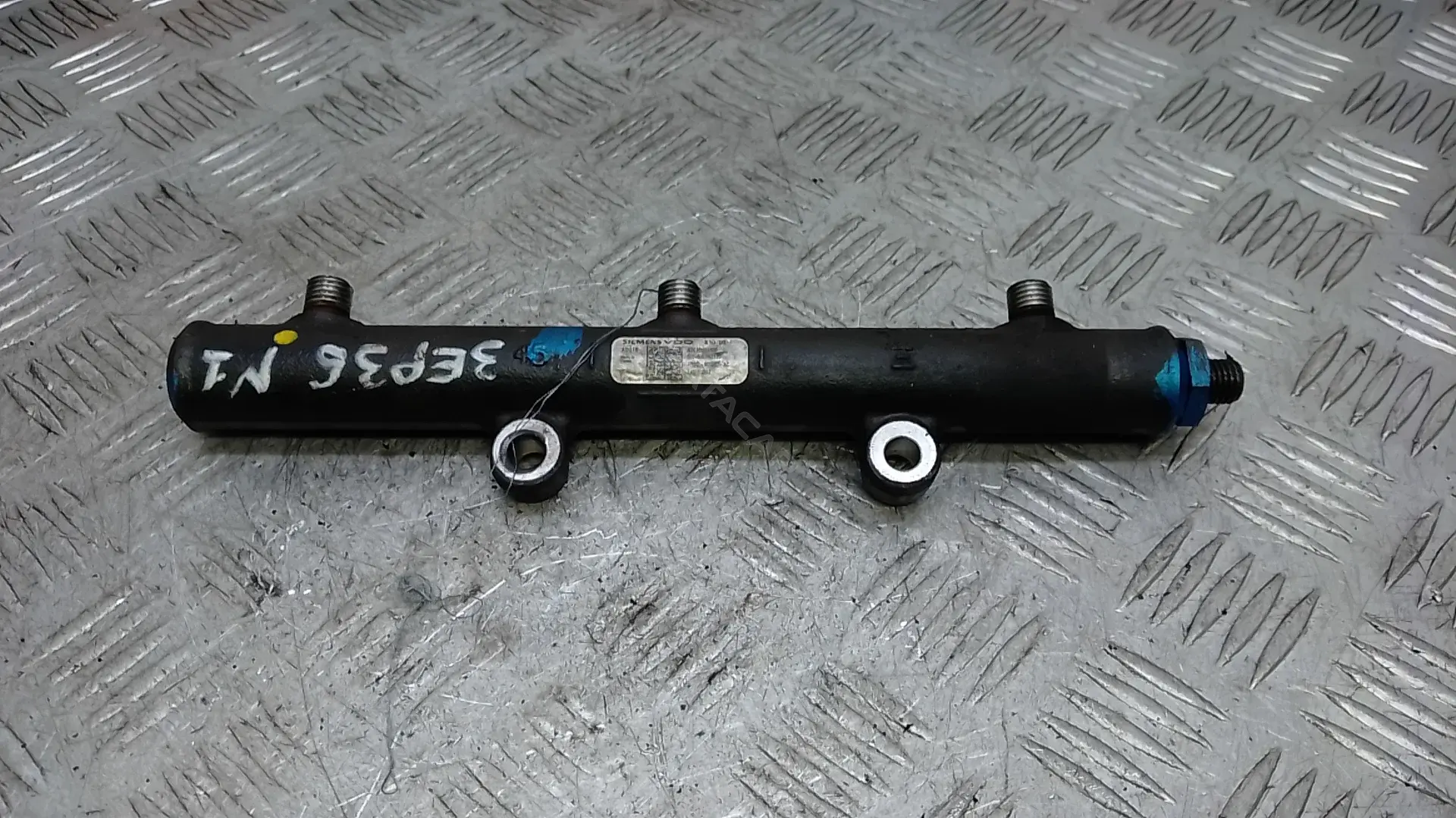 Топливная рейка 4R8Q-9D280-AC
