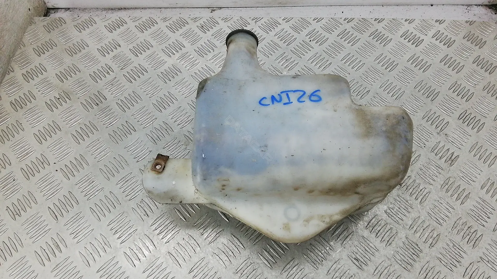 Бачок омывателя CNI26NL01