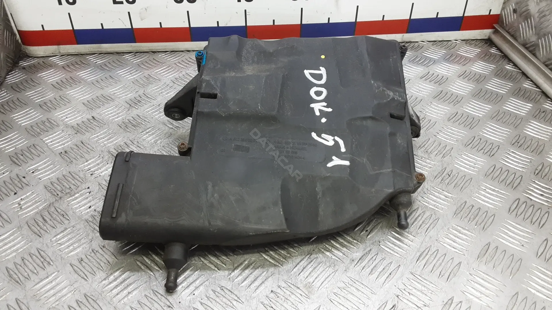 Корпус воздушного фильтра a6420940304