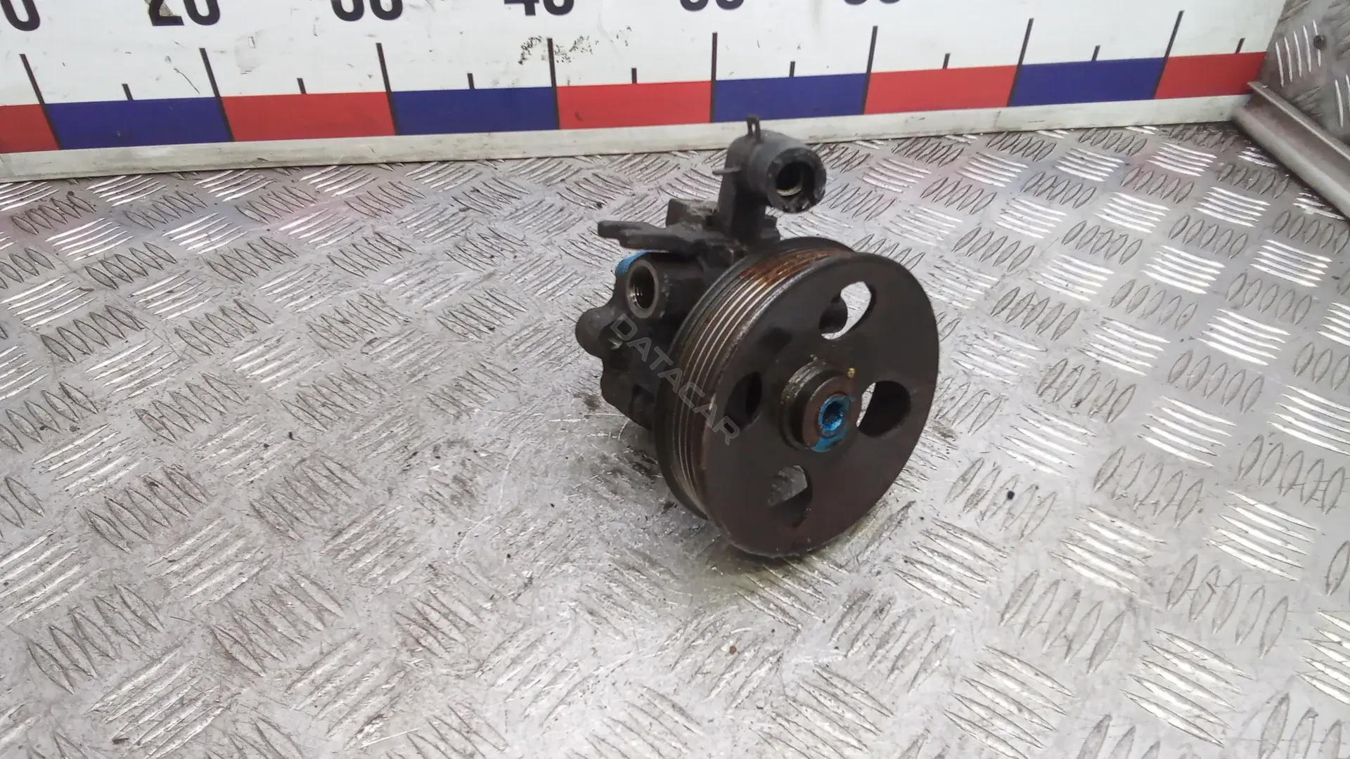 Насос гидроусилителя руля 57100-2E200