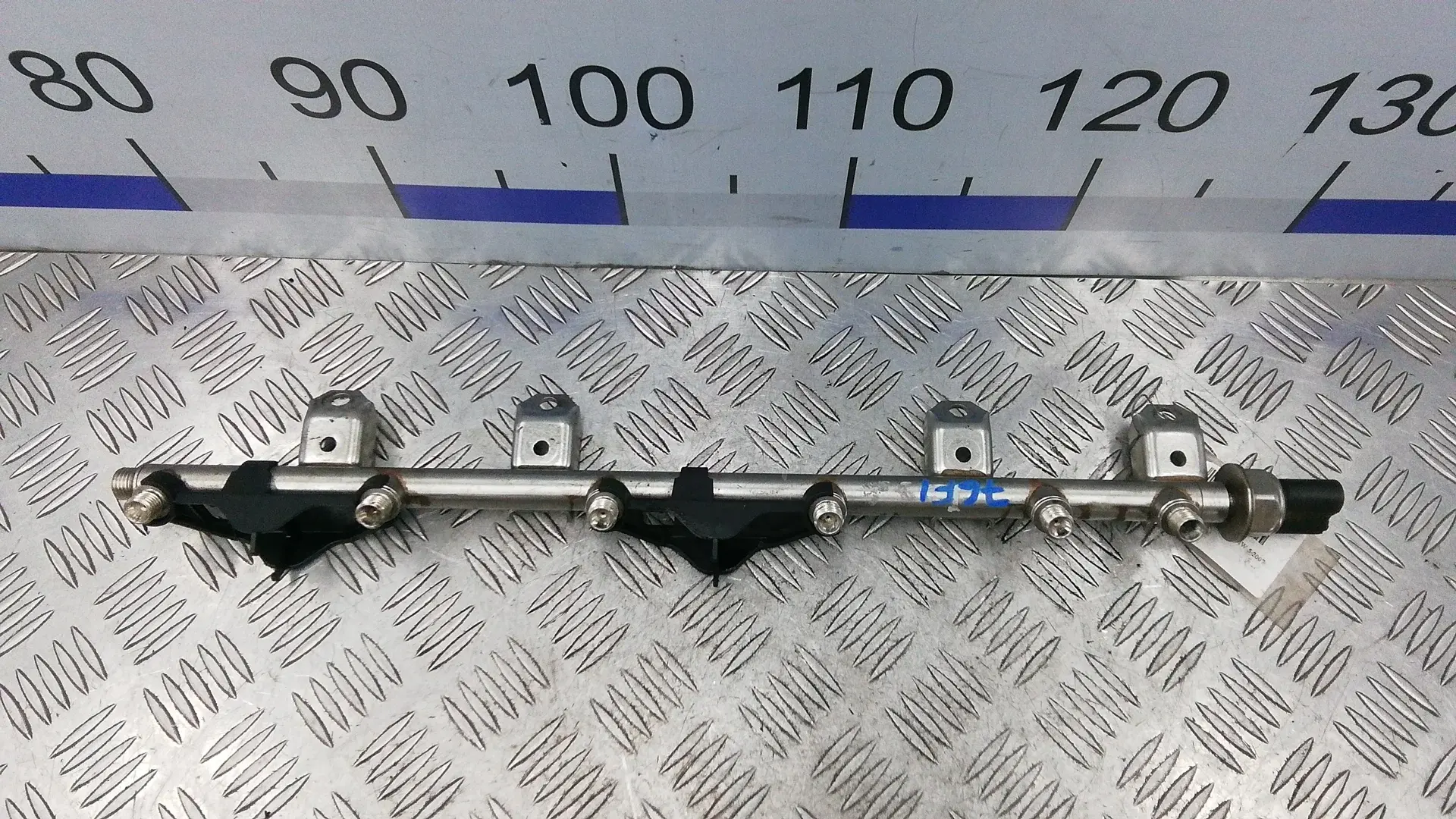 Топливная рейка 76F01TJ01