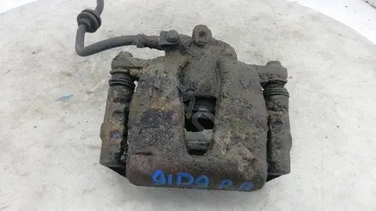 Скоба суппорта 91D090Q01