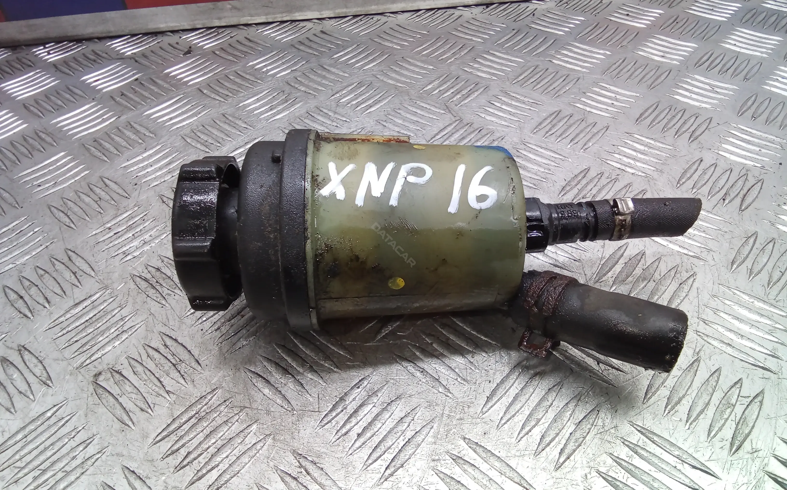 Бачок гидроусилителя XNP16NO01