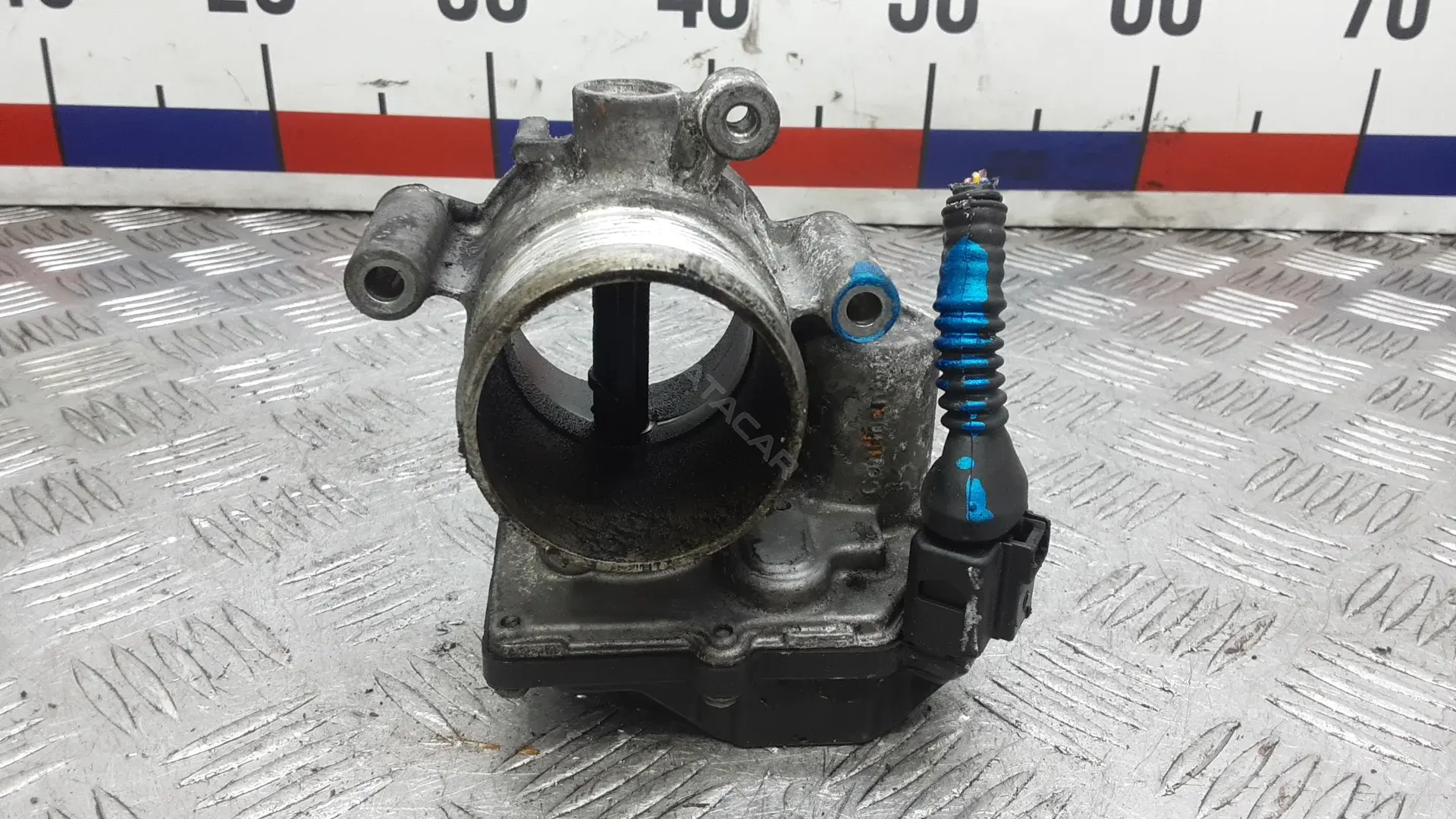 Дроссельная заслонка 03L128063K