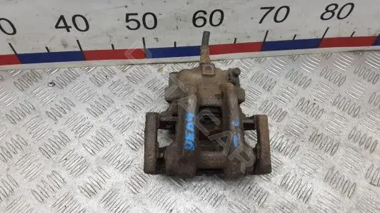 Скоба суппорта DEA0401