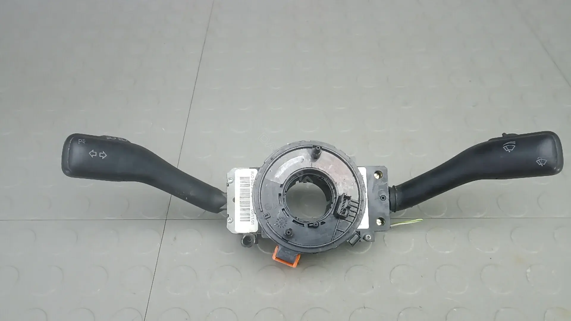 Переключатель подрулевой 8L0953513G