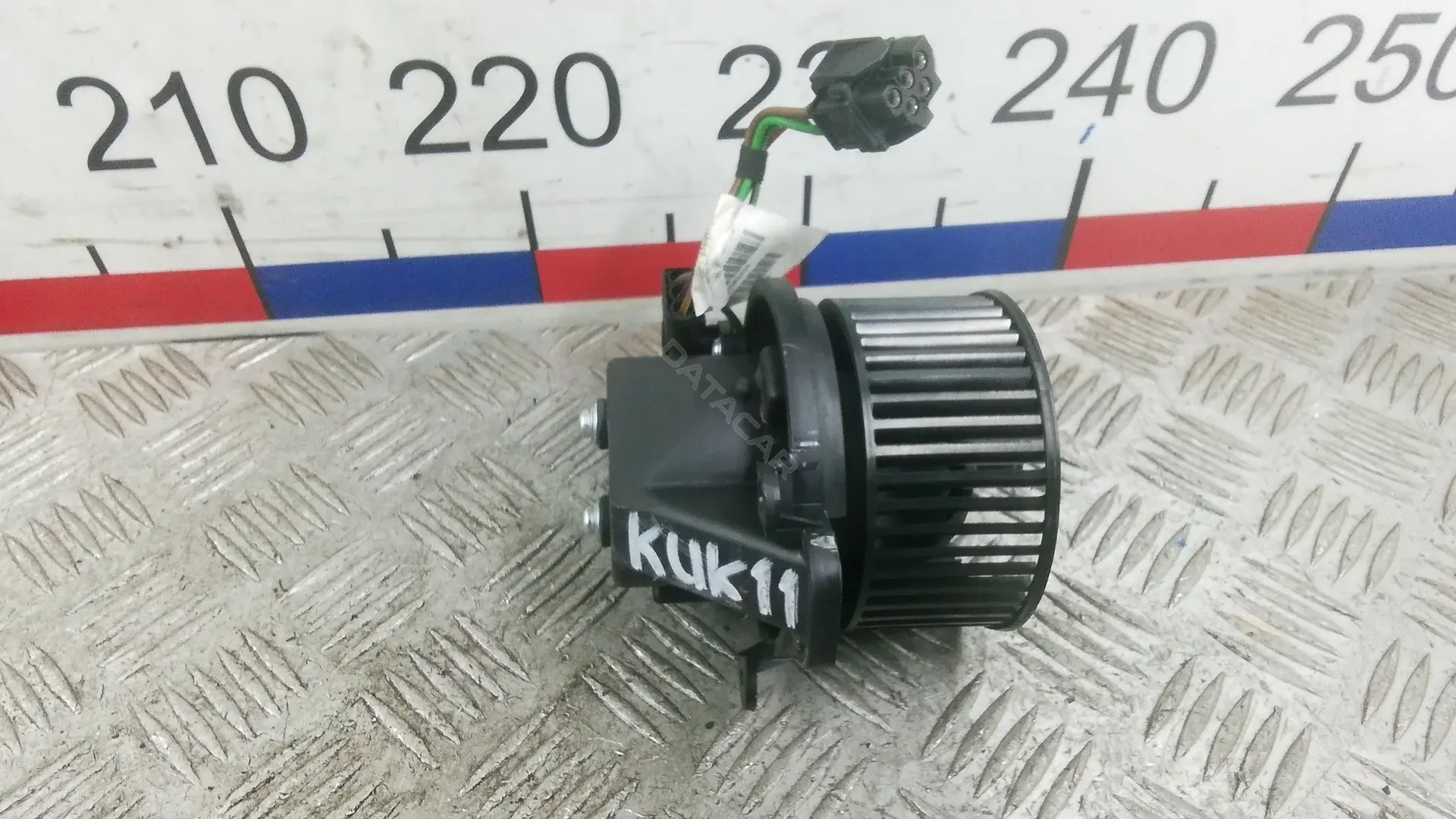 Моторчик печки KUK11KK03