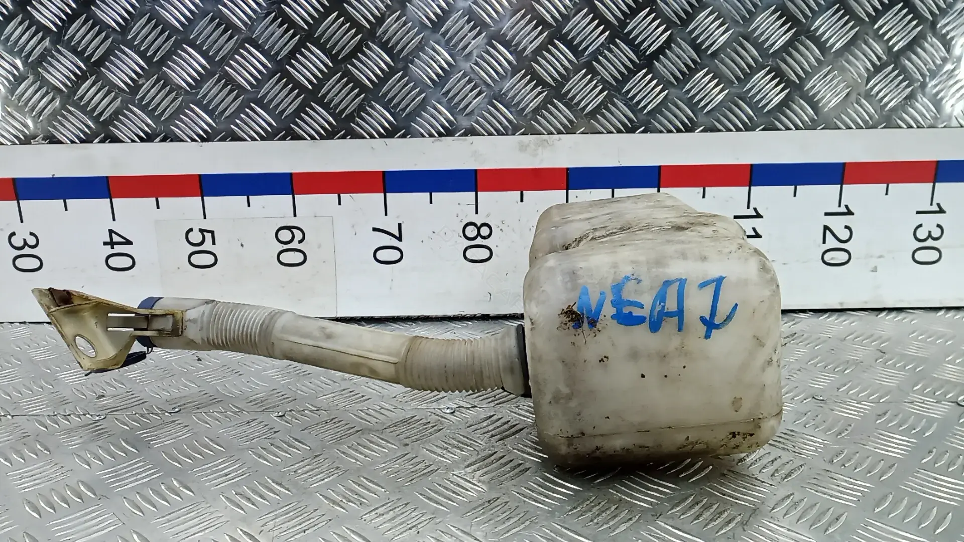 Бачок омывателя NEA07NL01