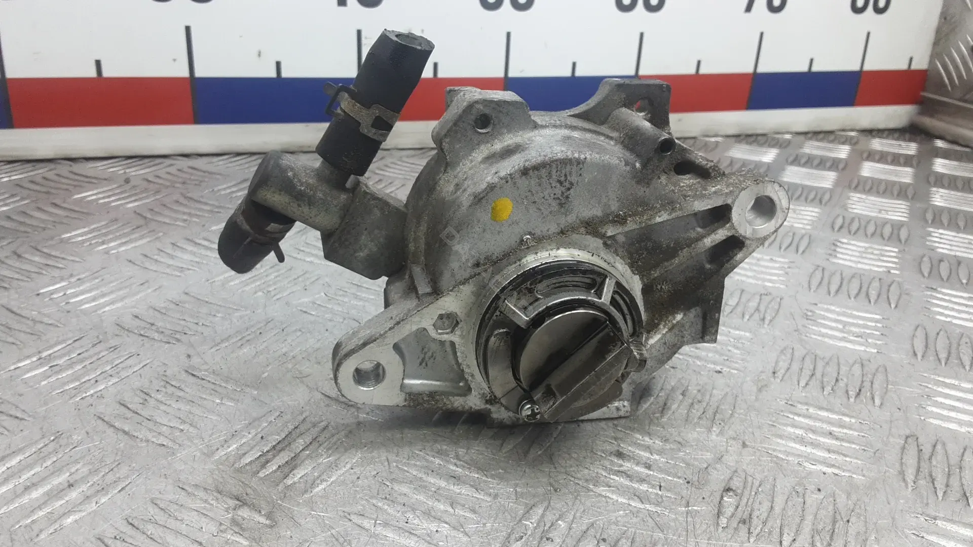 Вакуумный насос 14650W010P