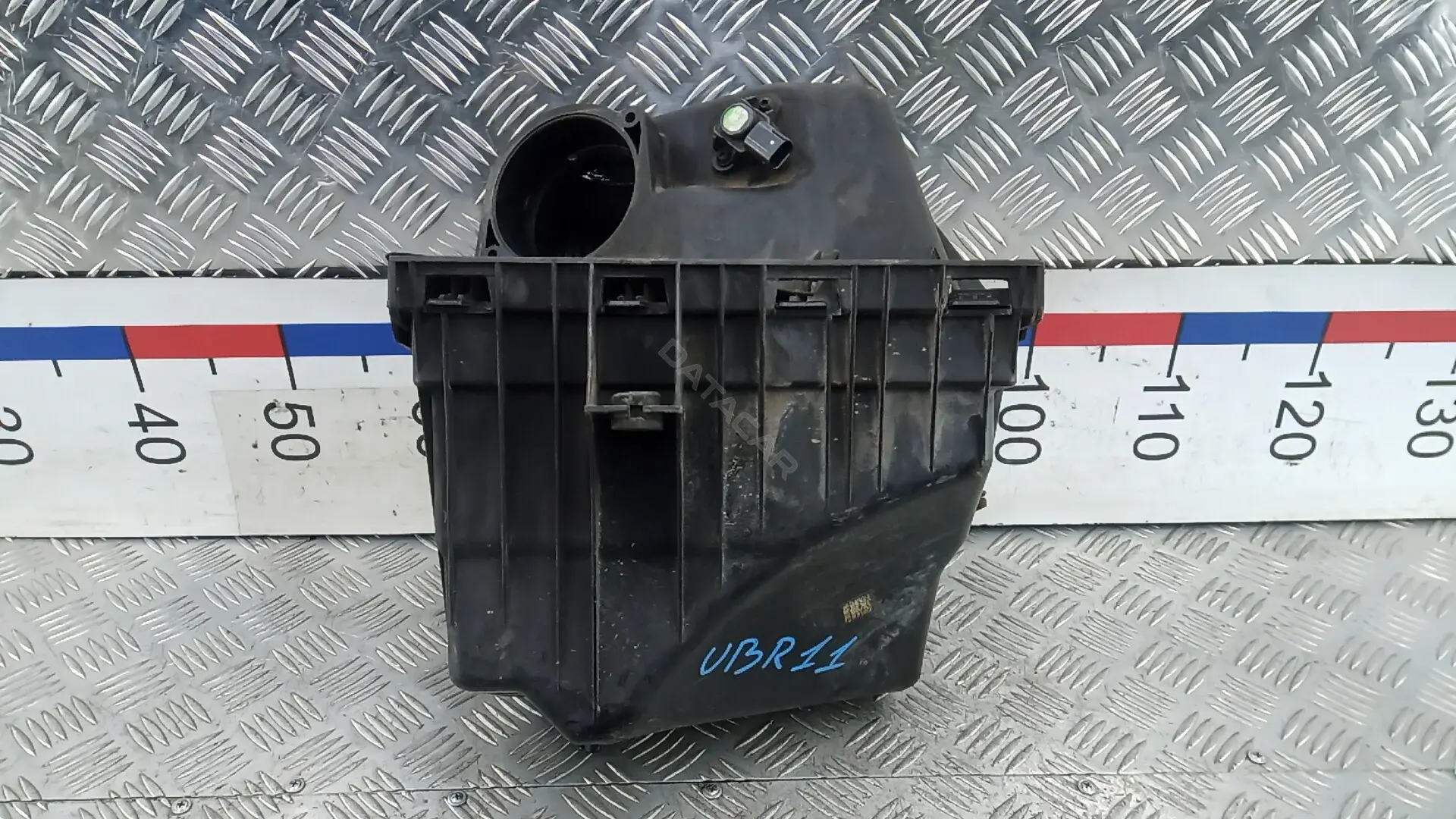 Корпус воздушного фильтра UBR11NQ01