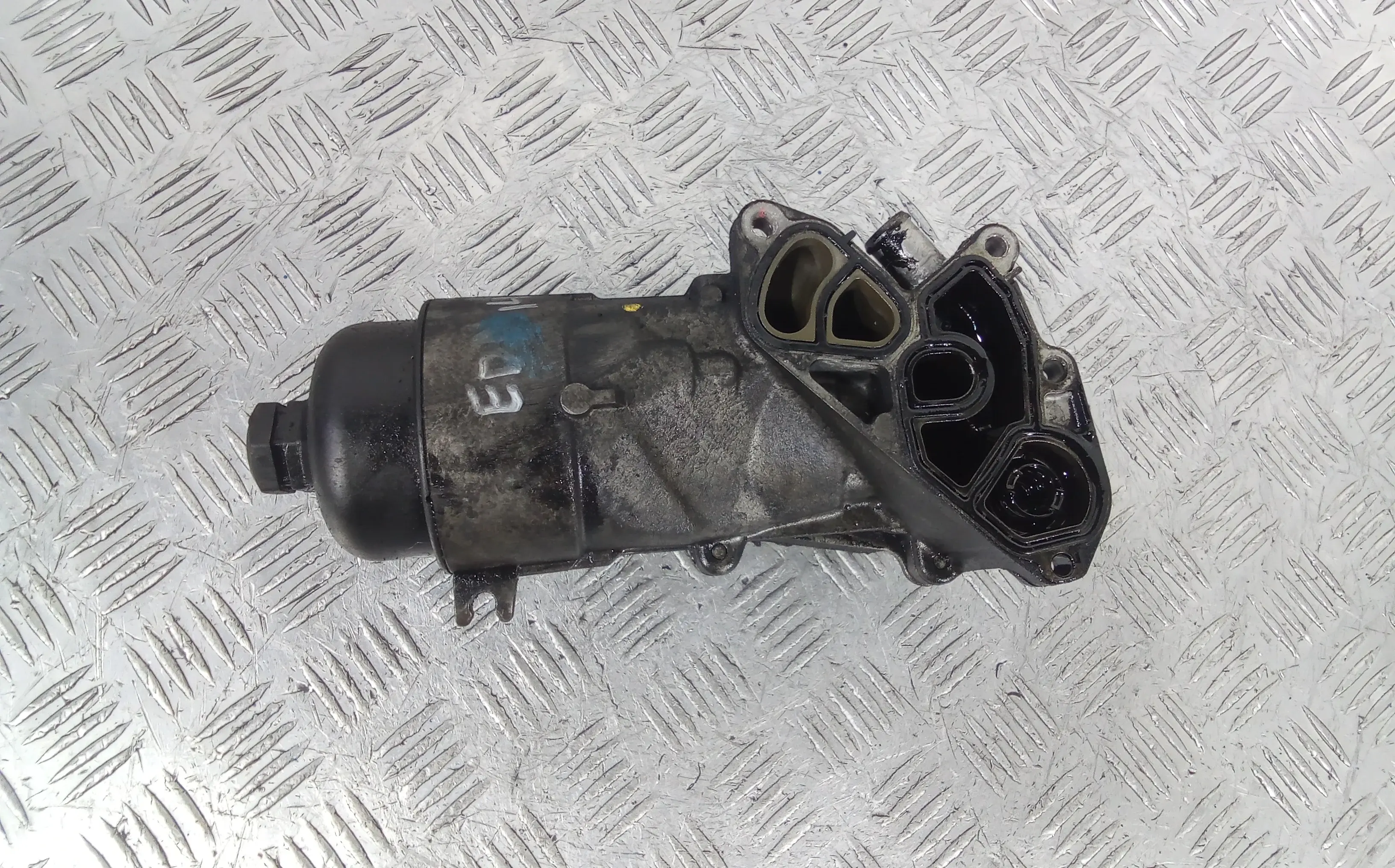 Корпус масляного фильтра EDN14A801