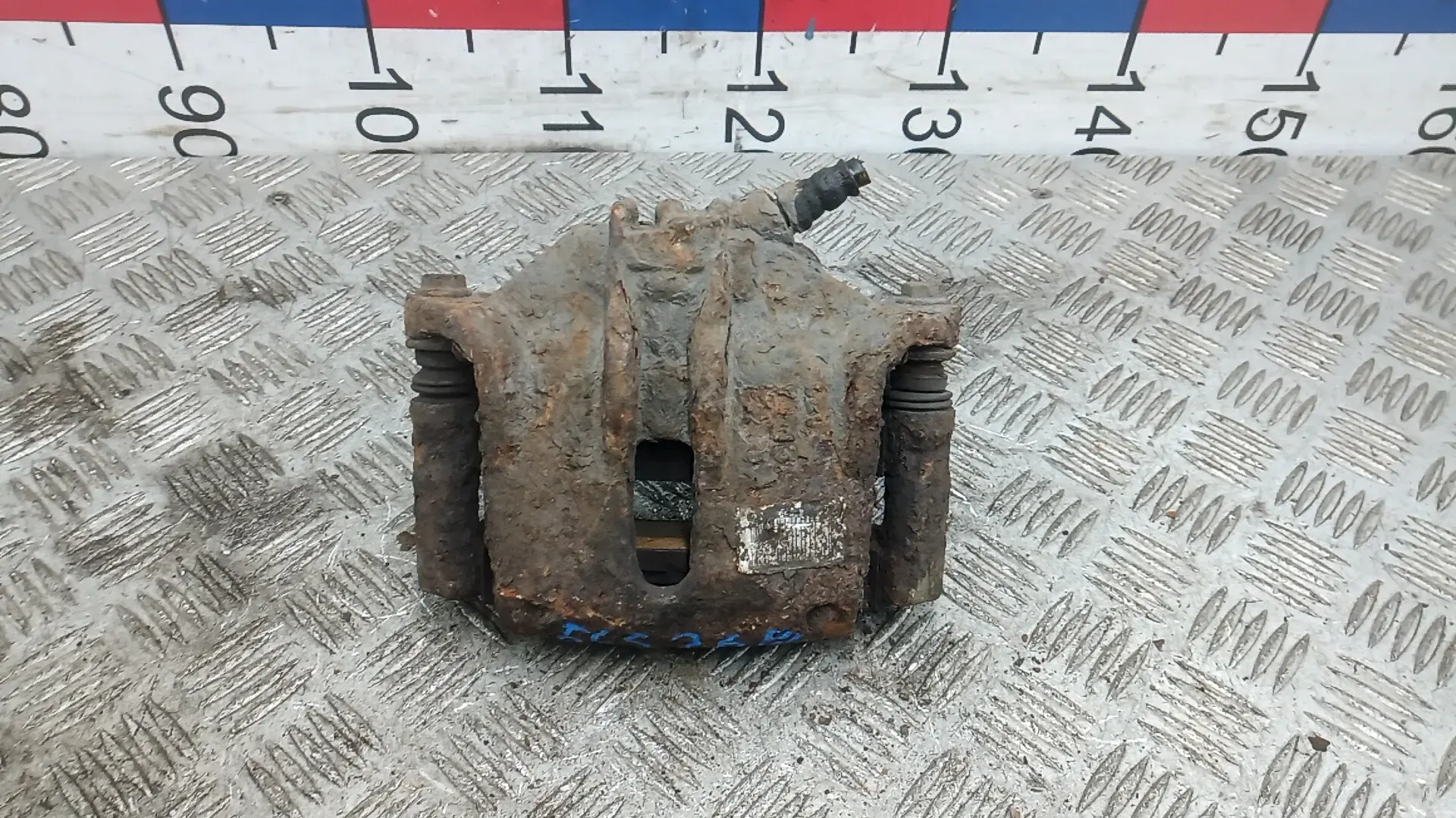 Суппорт тормозной 5GS26K701