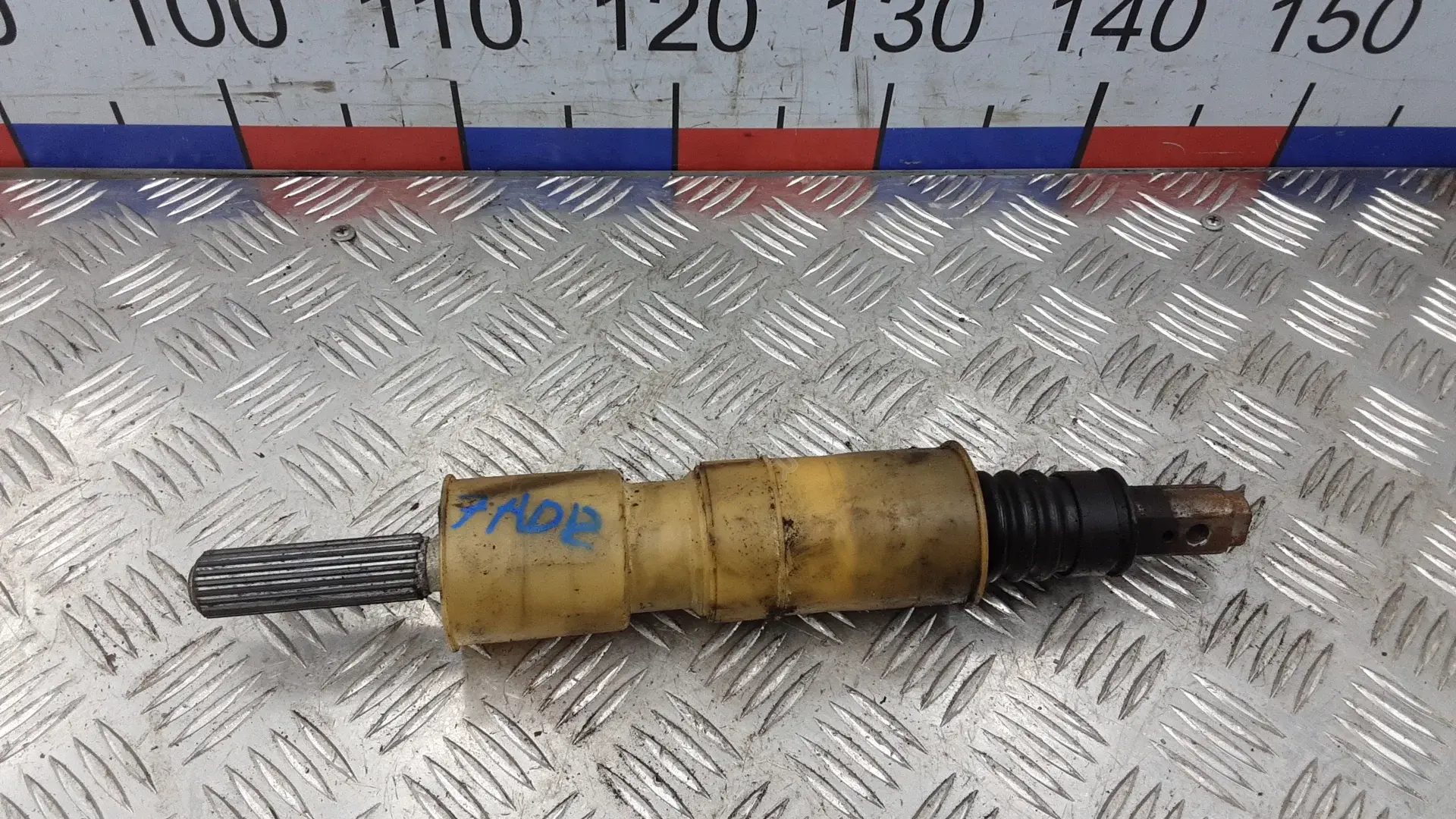 Рулевой карданчик 7AD12JW01
