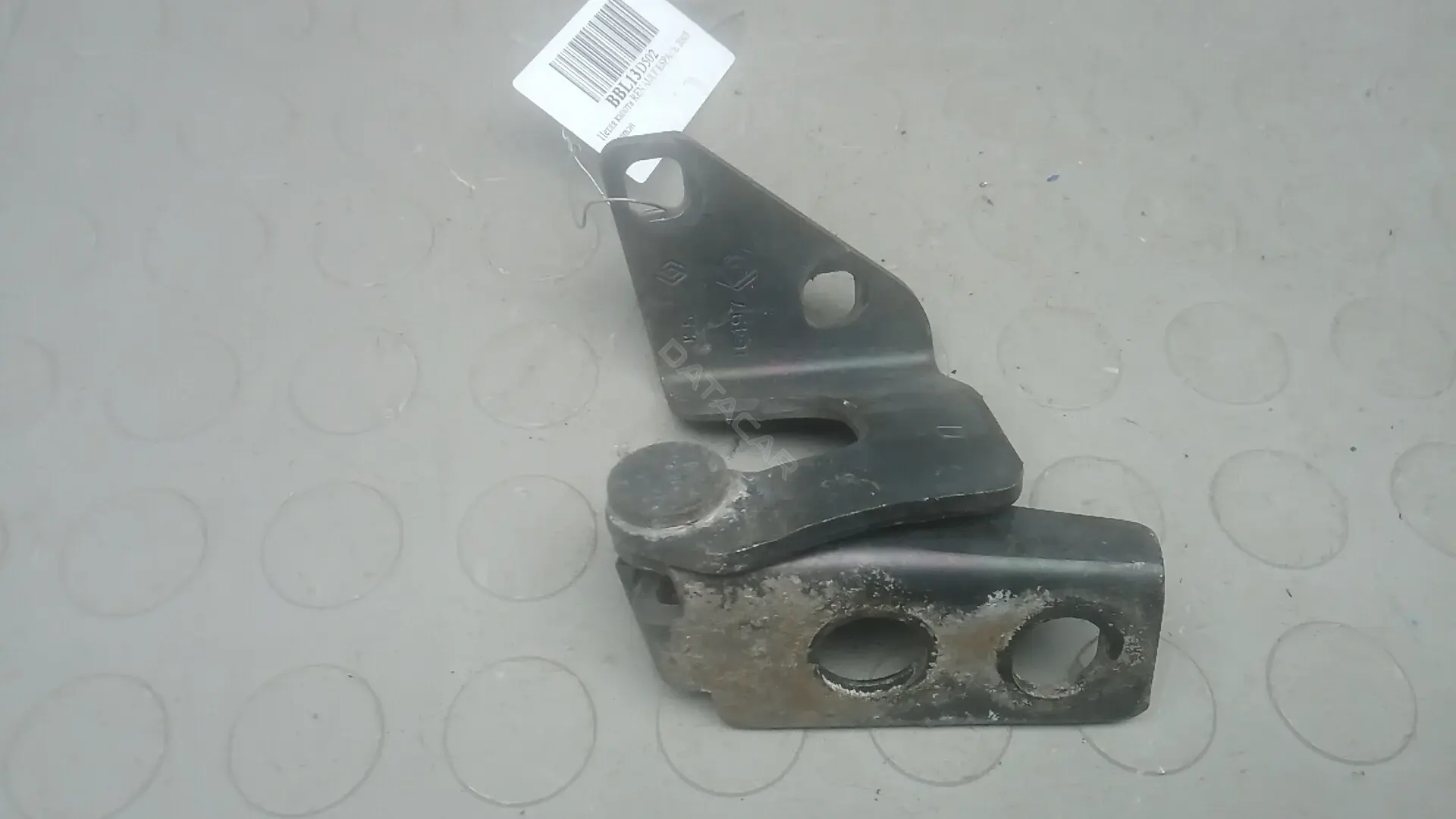Петля капота BBL13D502