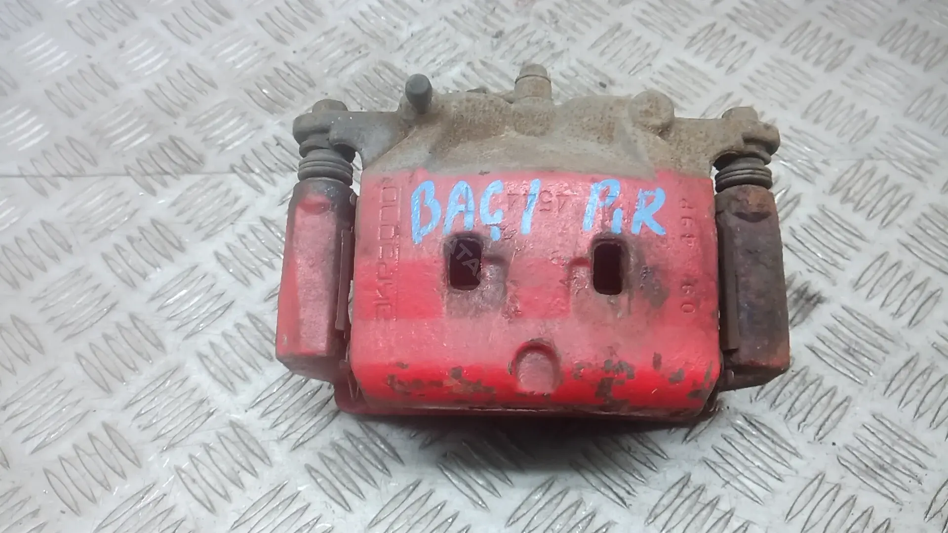 Суппорт тормозной 410014GA0A