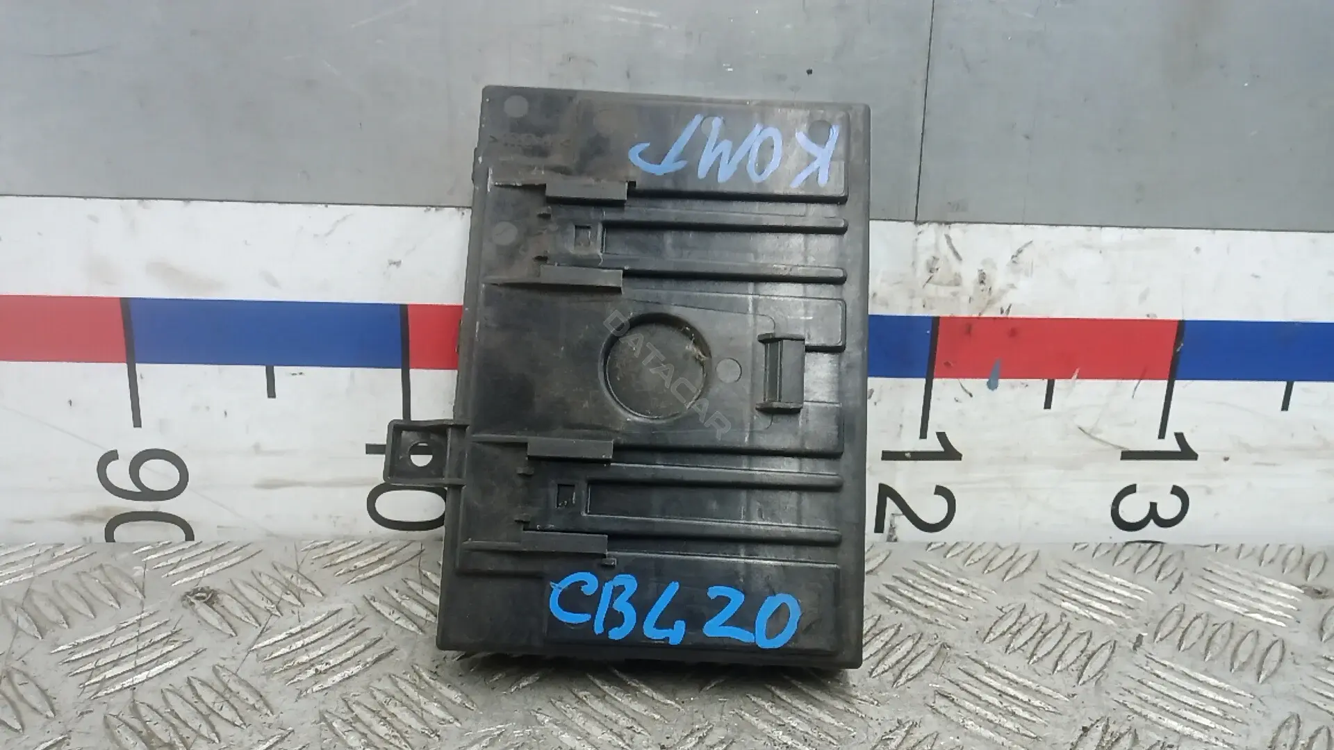 Блок комфорта 8v5115k600cj
