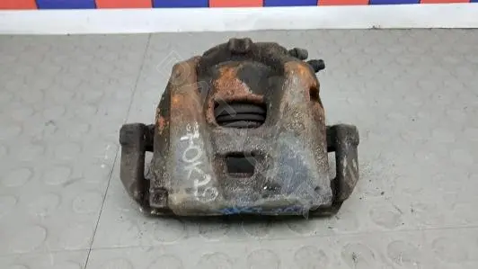 Скоба суппорта 7OK290Q01