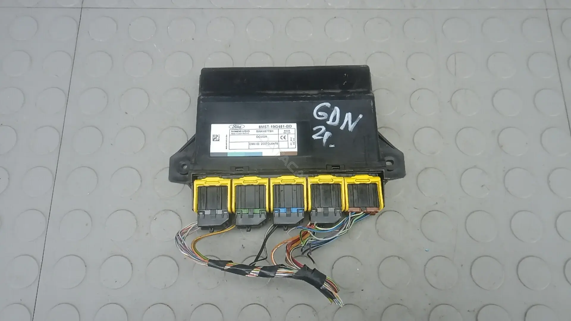 Блок комфорта 8m5t-19g481-bd
