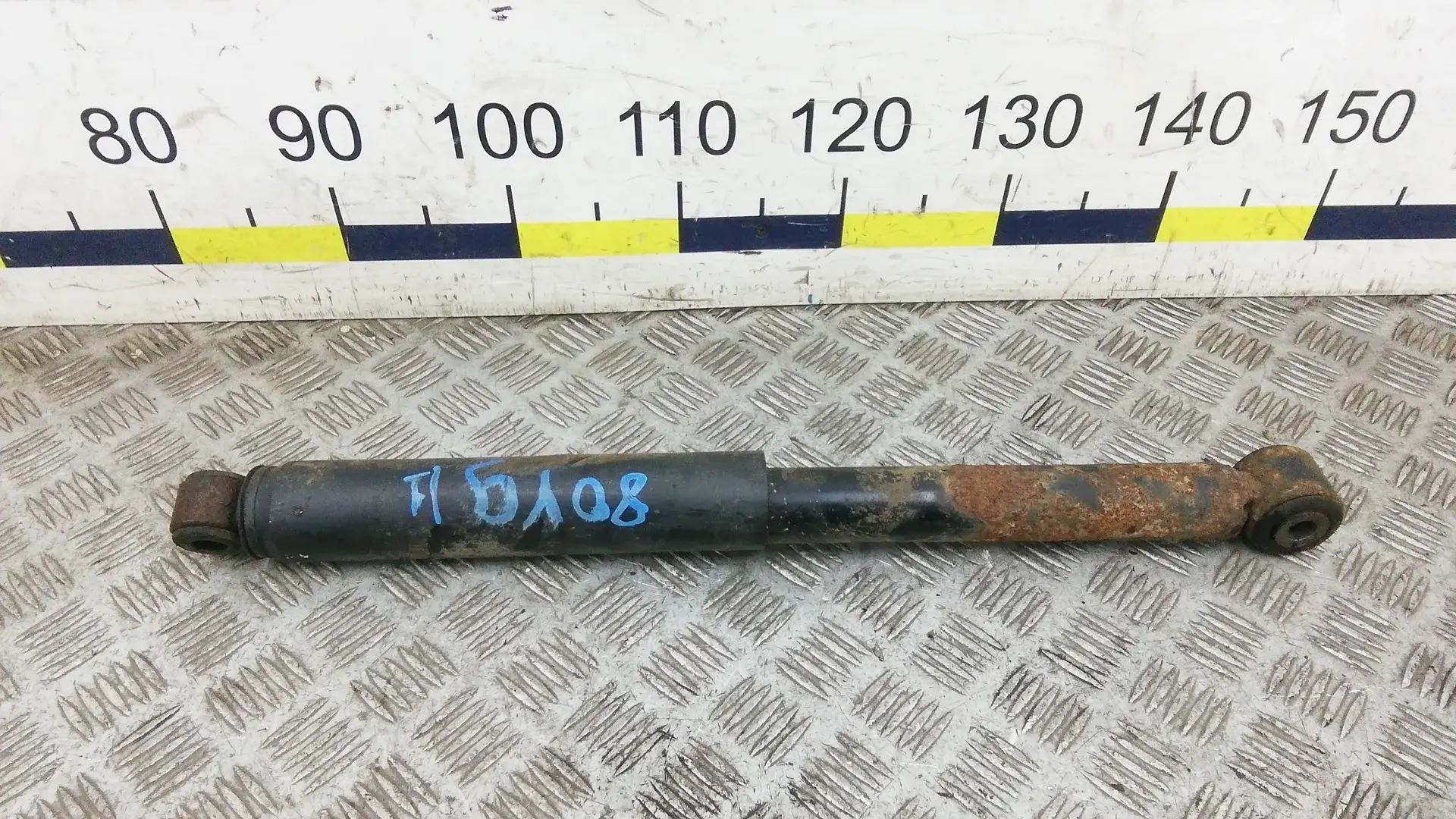Амортизаторы 80Y09MF01